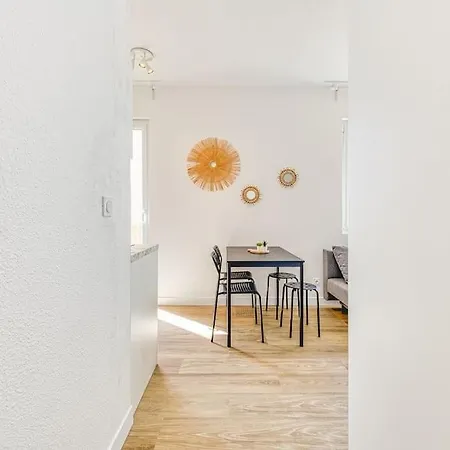 Joli - Wifi - Vallier Catane Grenoble